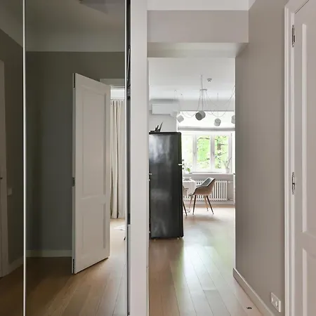 Modern 2-bdrm Centre * Riga