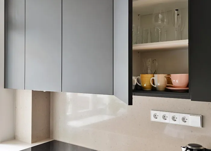 Apartment Modern 2-bdrm Centre