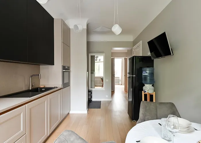 Daire Modern 2-bdrm Centre